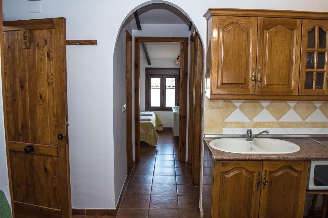 Apartamentos Capricho Del Valle Arroyo Frio Exterior photo